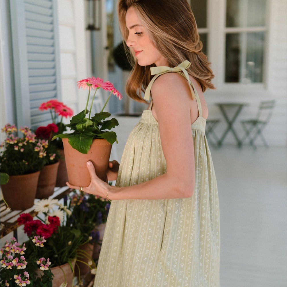 Lake Julia B Light Green Sleeveless Dress